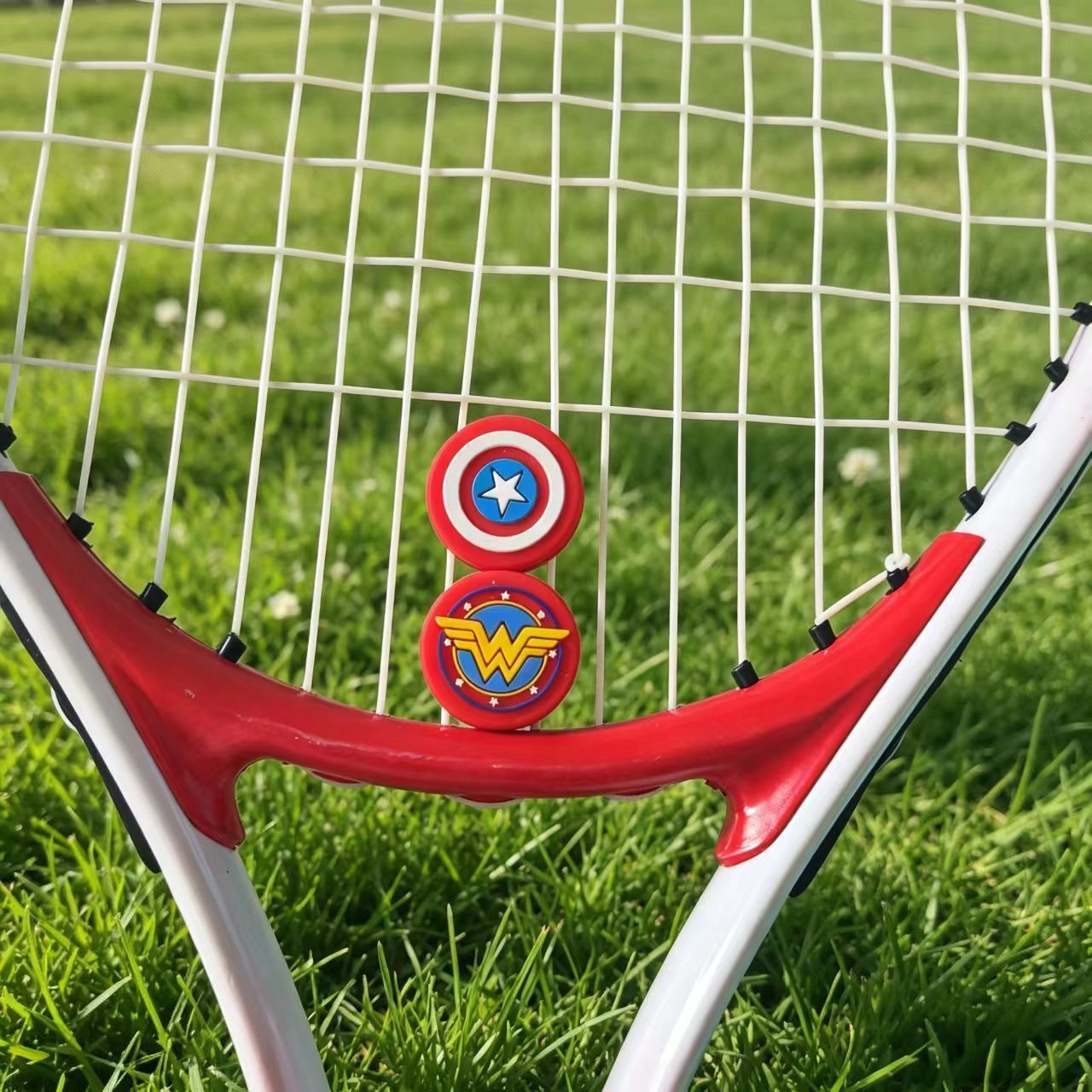 Cartoon Gepersonaliseerde Sili - Racket Vibration Dampener recensie en prijs